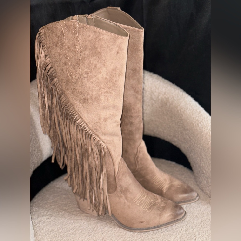 Pierre Dumas Wilder Boots - image 1